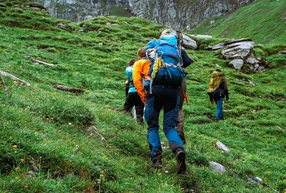 trekking